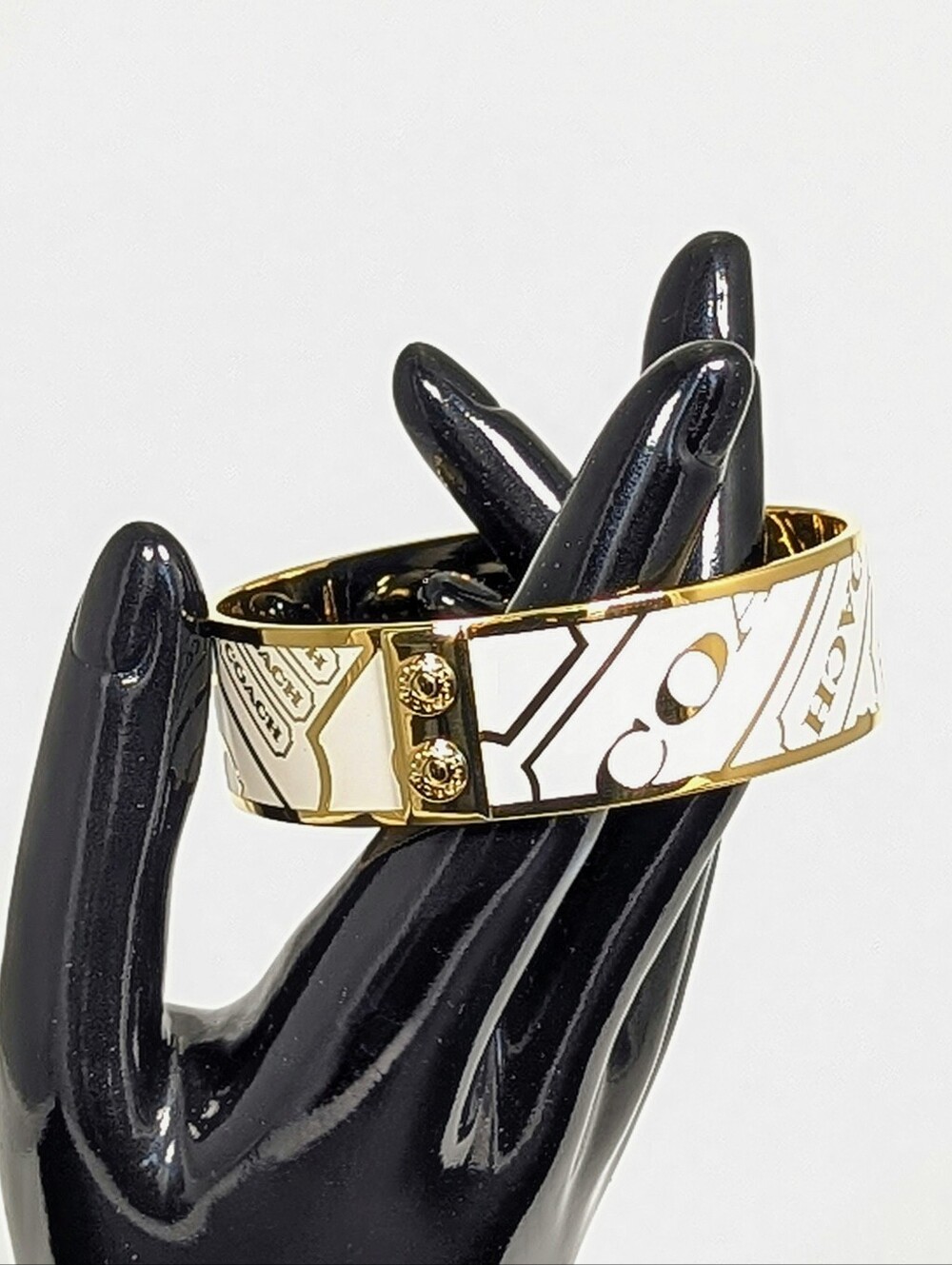 COACH Ticket Motif Wide Bangle White Enamel Gold Tone 60g Continuous Band - Picture 7 of 8